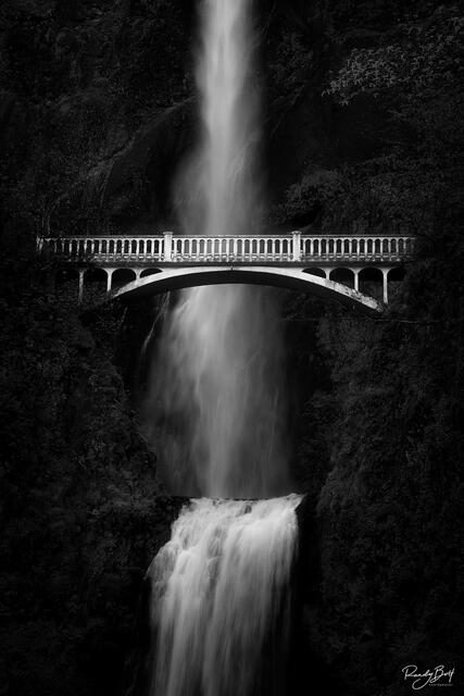 black and white image of Multnomah Falls in the Columbia Gorge, Oregon