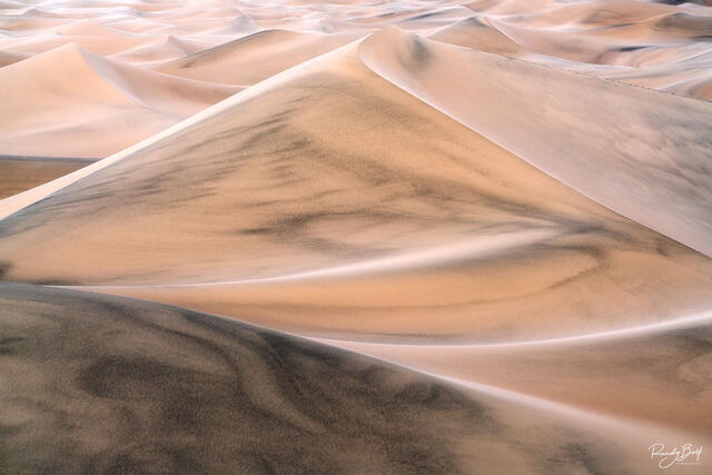Mesquite Flat Sand dunes at sunset in Death Valley National Park.