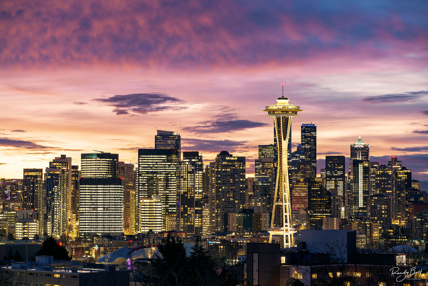 Kerry Park Sunrise sunrise over the space needle from Kerry Park